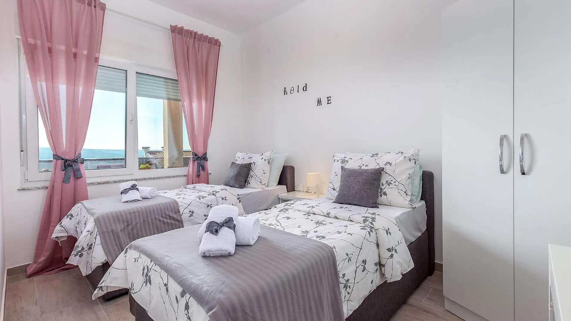 Gorgeous Apartment In Dramalj With Wi-Fi